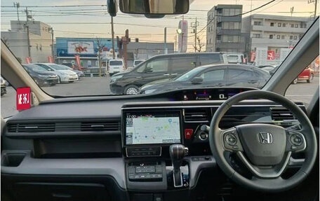Honda Stepwgn IV, 2021 год, 1 800 888 рублей, 12 фотография