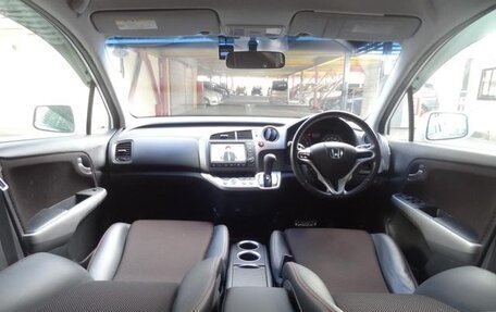 Honda Stream II, 2012 год, 915 000 рублей, 7 фотография