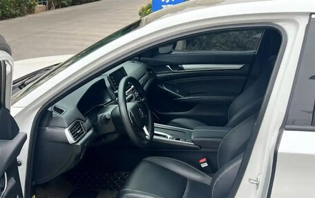 Honda Inspire, 2021 год, 1 650 000 рублей, 9 фотография