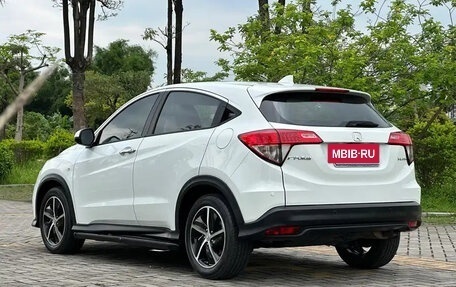 Honda Vezel, 2021 год, 1 420 000 рублей, 6 фотография