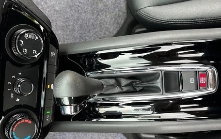 Honda Vezel, 2021 год, 1 420 000 рублей, 24 фотография