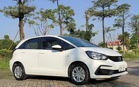 Honda Fit, 2021 год, 1 250 000 рублей, 3 фотография
