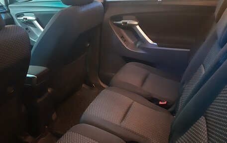Toyota Verso I, 2011 год, 1 250 000 рублей, 8 фотография