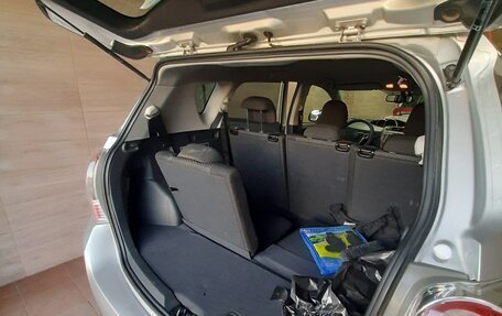 Toyota Verso I, 2011 год, 1 250 000 рублей, 9 фотография