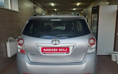 Toyota Verso I, 2011 год, 1 250 000 рублей, 11 фотография
