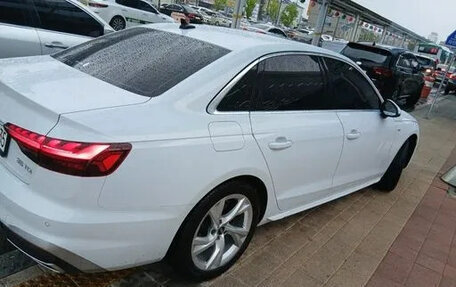 Audi A4, 2022 год, 3 377 000 рублей, 2 фотография
