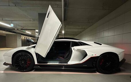 Lamborghini Aventador I рестайлинг, 2022 год, 55 923 000 рублей, 20 фотография