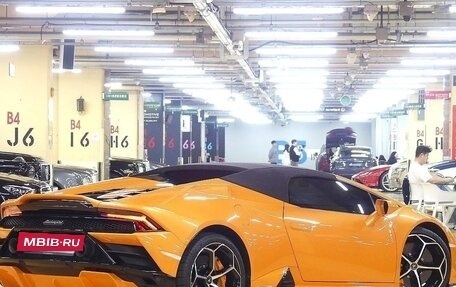 Lamborghini Huracán, 2022 год, 23 808 000 рублей, 3 фотография