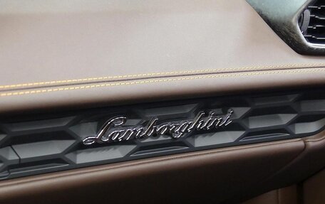 Lamborghini Huracán, 2022 год, 23 808 000 рублей, 12 фотография