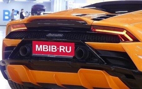Lamborghini Huracán, 2022 год, 23 808 000 рублей, 4 фотография