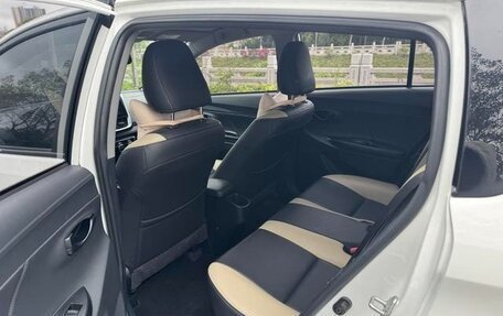 Toyota Yaris Cross, 2021 год, 1 170 900 рублей, 9 фотография