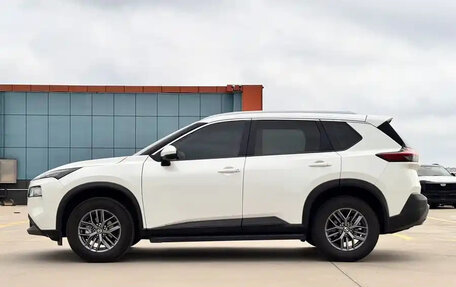 Nissan X-Trail, 2022 год, 2 000 000 рублей, 2 фотография