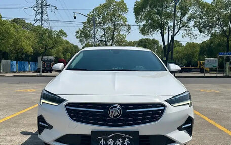 Buick Regal VI, 2021 год, 1 350 000 рублей, 2 фотография