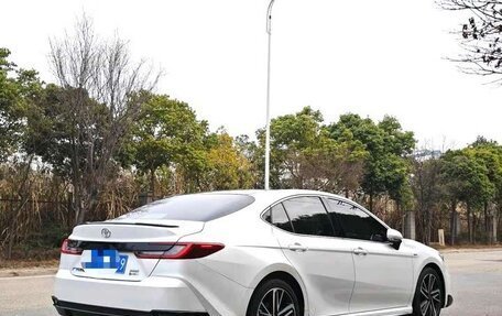 Toyota Camry, 2024 год, 2 500 000 рублей, 6 фотография