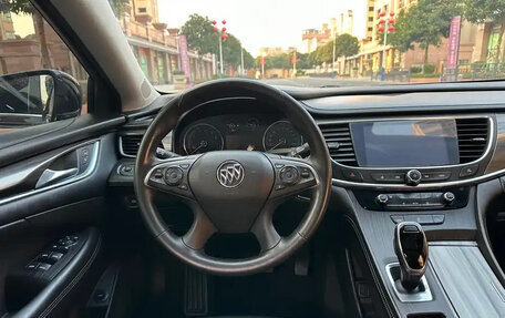 Buick LaCrosse III, 2020 год, 1 800 000 рублей, 10 фотография