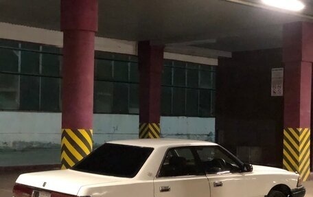 Toyota Crown, 1992 год, 230 000 рублей, 6 фотография