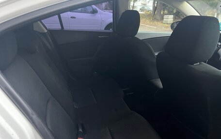 Mazda 3, 2012 год, 900 000 рублей, 13 фотография