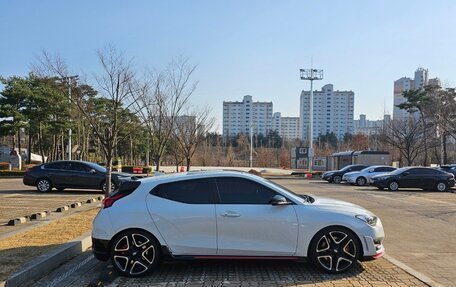 Hyundai Veloster II, 2020 год, 1 650 000 рублей, 4 фотография