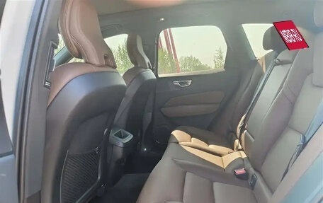 Volvo XC60 II, 2022 год, 3 000 000 рублей, 16 фотография