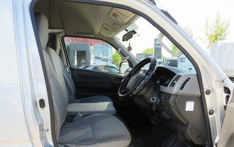 Toyota HiAce H200, 2010 год, 2 300 000 рублей, 17 фотография