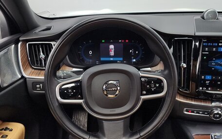 Volvo XC60 II, 2021 год, 3 050 000 рублей, 13 фотография
