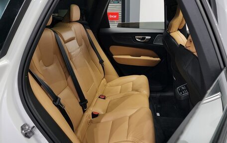 Volvo XC60 II, 2021 год, 3 050 000 рублей, 20 фотография