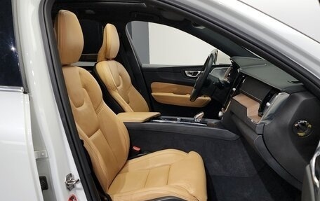 Volvo XC60 II, 2021 год, 3 050 000 рублей, 12 фотография