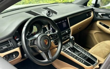Porsche Macan I рестайлинг, 2020 год, 5 400 300 рублей, 8 фотография