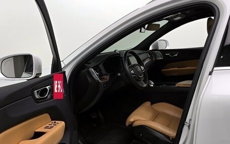 Volvo XC60 II, 2021 год, 3 960 000 рублей, 10 фотография