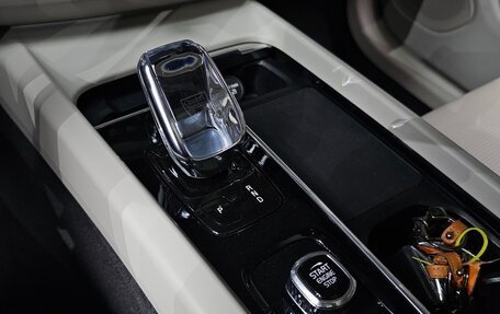 Volvo XC60 II, 2022 год, 4 090 000 рублей, 10 фотография