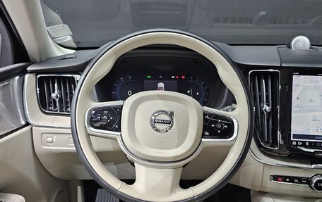 Volvo XC60 II, 2022 год, 4 090 000 рублей, 12 фотография