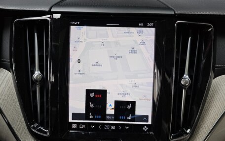 Volvo XC60 II, 2022 год, 4 090 000 рублей, 14 фотография