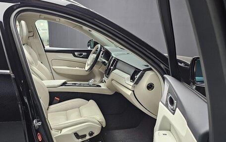 Volvo XC60 II, 2022 год, 4 090 000 рублей, 16 фотография