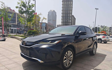 Toyota Harrier, 2022 год, 2 675 000 рублей, 1 фотография