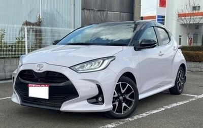 Toyota Yaris, 2022 год, 1 215 000 рублей, 1 фотография
