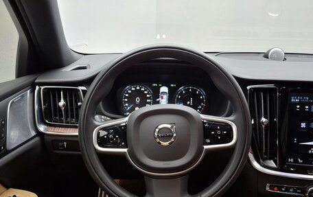 Volvo S60 III, 2021 год, 2 630 000 рублей, 8 фотография