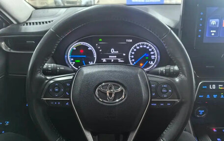 Toyota Harrier, 2022 год, 2 970 000 рублей, 3 фотография