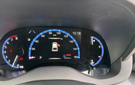 Toyota Yaris Cross, 2022 год, 1 340 000 рублей, 11 фотография