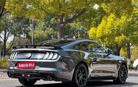 Ford Mustang VI рестайлинг, 2022 год, 2 510 013 рублей, 7 фотография