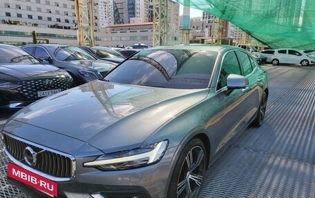 Volvo S60 III, 2021 год, 2 700 000 рублей, 3 фотография