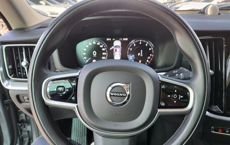 Volvo S60 III, 2021 год, 2 700 000 рублей, 13 фотография