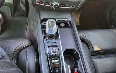 Volvo S60 III, 2021 год, 2 700 000 рублей, 19 фотография