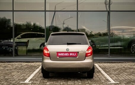 Skoda Fabia II, 2011 год, 650 000 рублей, 4 фотография