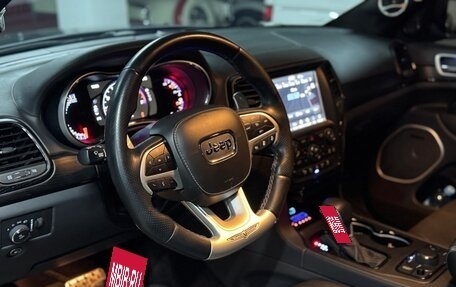 Jeep Grand Cherokee, 2018 год, 10 900 000 рублей, 7 фотография