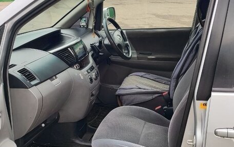 Toyota Voxy II, 2001 год, 800 000 рублей, 5 фотография