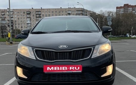 KIA Rio III рестайлинг, 2014 год, 1 000 000 рублей, 2 фотография