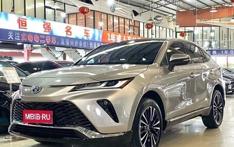 Toyota Venza, 2022 год, 4 255 000 рублей, 1 фотография