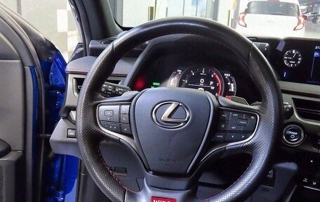 Lexus UX I, 2020 год, 2 650 000 рублей, 9 фотография