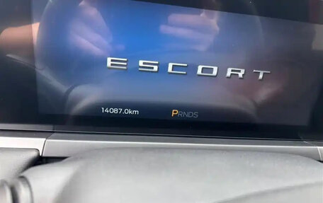 Ford Escort, 2022 год, 1 050 013 рублей, 8 фотография