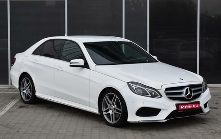 Mercedes-Benz E-Класс, 2015 год, 2 300 000 рублей, 1 фотография